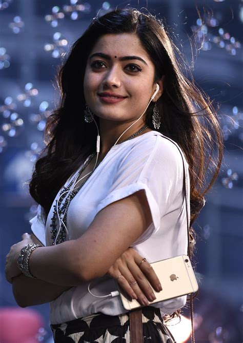 rashmika mandanna hot photos|Rashmika Mandanna Images, HD Wallpapers, and Photos.